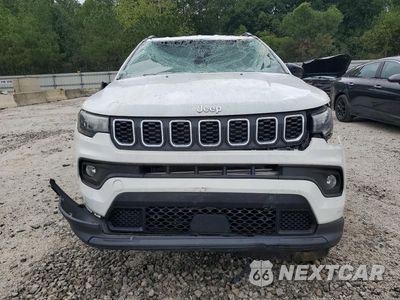 Piąte zdjęcie samochodu w środku: 2024 JEEP COMPASS LATITUDE VIN:3C4NJDBN8RT109812 - miniatura