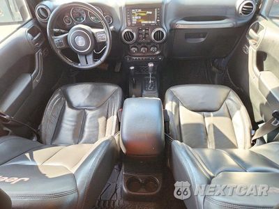 Zdjęcie 8 z 13 samochodu: 2017 JEEP WRANGLER UNLIMITED SPORT VIN:1C4BJWDG3HL676419 - miniatura