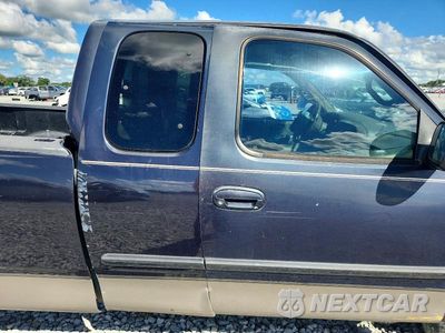 Zdjęcie 10 z 13 samochodu: 2001 FORD F150 VIN:1FTZX17271NB43824 - miniatura