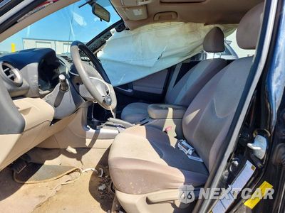 Zdjęcie 7 z 13 samochodu: 2008 TOYOTA RAV4 BASE VIN:JTMBD35V285203683 - miniatura