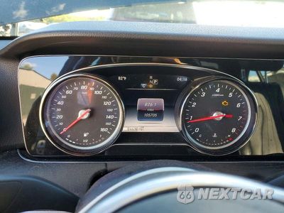 Zdjęcie 9 z 12 samochodu: 2019 MERCEDES-BENZ E 300 4MATIC VIN:WDDZF4KB6KA489003 - miniatura