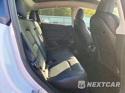 Zdjęcie 10 z 13 samochodu: 2025 TESLA MODEL Y VIN:7SAYGDEEXSF224930 - miniatura