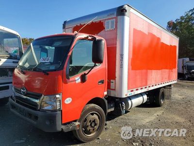 2017 HINO 195 BOX TRUCK JHHSDM2H4HK005769 - główne zdjęcie licytacji z USA - miniatura