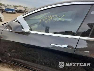 Zdjęcie 7 z 12 samochodu: 2019 TESLA MODEL 3 VIN:5YJ3E1EB4KF384626 - miniatura