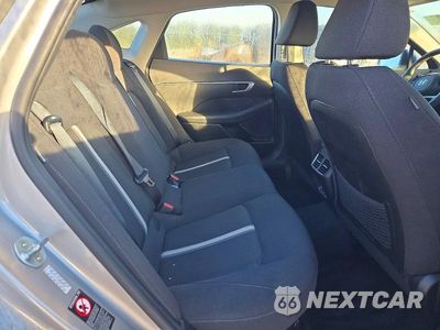 Zdjęcie 10 z 12 samochodu: 2021 HYUNDAI SONATA HYBRID BLUE VIN:KMHL24JJ1MA025913 - miniatura