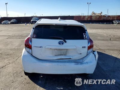 Zdjęcie 6 z 12 samochodu: 2016 TOYOTA PRIUS C ONE VIN:JTDKDTB32G1136835 - miniatura