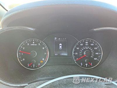 Zdjęcie 9 z 13 samochodu: 2018 KIA FORTE LX VIN:3KPFL4A7XJE265294 - miniatura