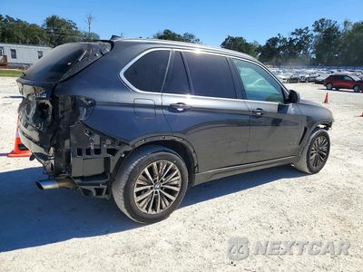 Trzecie zdjęcie samochodu z tyłu: 2017 BMW X5 XDRIVE35I VIN:5UXKR0C35H0V74382 - miniatura