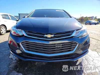 Piąte zdjęcie samochodu w środku: 2018 CHEVROLET CRUZE LT VIN:1G1BE5SM4J7150332 - miniatura