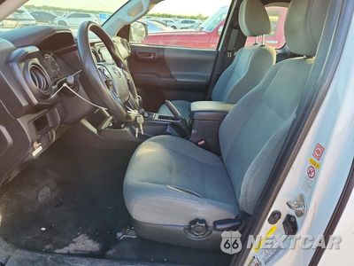 Zdjęcie 7 z 13 samochodu: 2018 TOYOTA TACOMA SR VIN:5TFRX5GN8JX105122 - miniatura