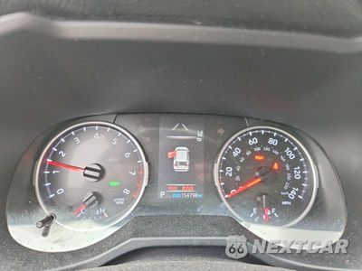 Zdjęcie 9 z 14 samochodu: 2019 TOYOTA RAV4 XLE VIN:JTMW1RFV4KJ016892 - miniatura
