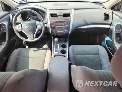 Zdjęcie 8 z 12 samochodu: 2014 NISSAN ALTIMA 2.5 S VIN:1N4AL3AP5EN224602 - miniatura