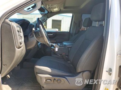 Zdjęcie 7 z 12 samochodu: 2021 CHEVROLET SILVERADO K1500 LT VIN:1GCUYDED6MZ101803 - miniatura
