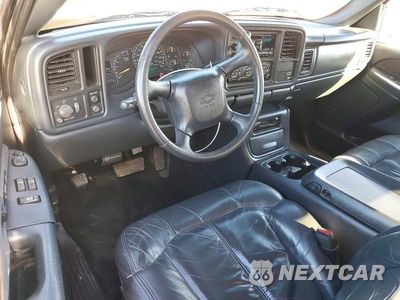Zdjęcie 8 z 12 samochodu: 2002 CHEVROLET SILVERADO C1500 VIN:2GCEC19T821122161 - miniatura