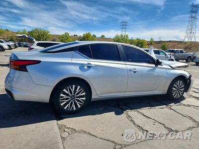 Trzecie zdjęcie samochodu z tyłu: 2024 NISSAN ALTIMA SV VIN:1N4BL4DV7RN313484 - miniatura