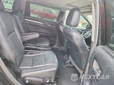 Zdjęcie 11 z 14 samochodu: 2018 TOYOTA HIGHLANDER XLE VIN:5TDKZRFH2JS534082 - miniatura