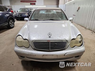 Piąte zdjęcie samochodu w środku: 2003 MERCEDES-BENZ C 230K SPORT SEDAN VIN:WDBRF40J03F409993 - miniatura