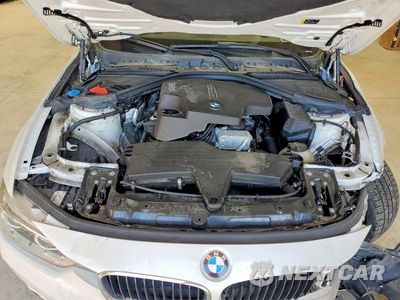 Zdjęcie 11 z 12 samochodu: 2018 BMW 320 XI VIN:WBA8A3C53JA492153 - miniatura