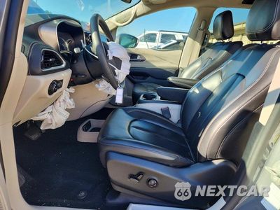 Zdjęcie 7 z 13 samochodu: 2023 CHRYSLER PACIFICA HYBRID TOURING L VIN:2C4RC1L78PR608670 - miniatura