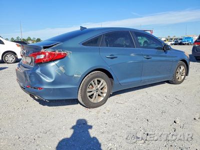 Trzecie zdjęcie samochodu z tyłu: 2017 HYUNDAI SONATA SE VIN:5NPE24AF2HH511976 - miniatura