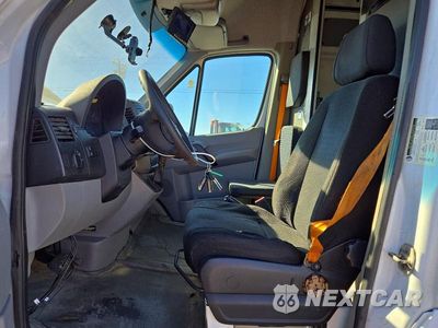 Zdjęcie 7 z 13 samochodu: 2011 MERCEDES-BENZ SPRINTER 2500 DELIVERY VAN VIN:WD3PE8CB5B5601884 - miniatura