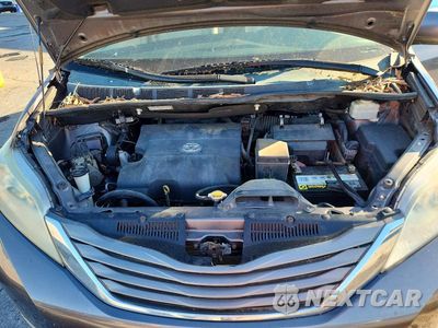 Zdjęcie 12 z 13 samochodu: 2013 TOYOTA SIENNA XLE 8-PASSENGER VIN:5TDYK3DC6DS362159 - miniatura