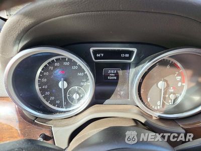 Zdjęcie 9 z 13 samochodu: 2016 MERCEDES-BENZ GL 450 4MATIC VIN:4JGDF6EE3GA649833 - miniatura