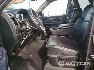 Zdjęcie 7 z 12 samochodu: 2021 RAM 2500 LARAMIE VIN:3C6UR5FL5MG675812 - miniatura