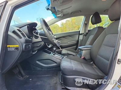 Zdjęcie 7 z 12 samochodu: 2018 KIA FORTE LX VIN:3KPFK4A72JE205626 - miniatura