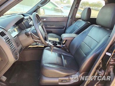 Zdjęcie 7 z 13 samochodu: 2010 FORD ESCAPE LIMITED VIN:1FMCU9EG7AKB34789 - miniatura