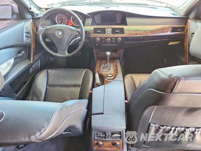 Zdjęcie 8 z 12 samochodu: 2006 BMW 525 I VIN:WBANE53566CK82953 - miniatura
