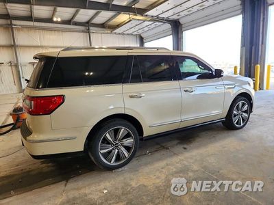 Trzecie zdjęcie samochodu z tyłu: 2018 LINCOLN NAVIGATOR RESERVE VIN:5LMJJ2LT0JEL03649 - miniatura