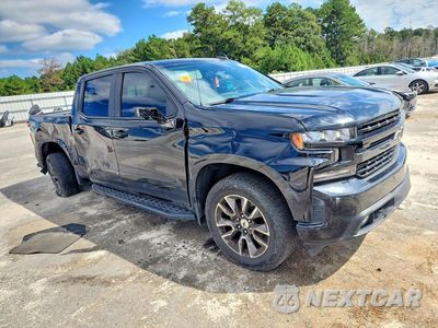 Czwarte zdjęcie samochodu z boku: 2020 CHEVROLET SILVERADO K1500 RST VIN:3GCUYEED0LG405178 - miniatura
