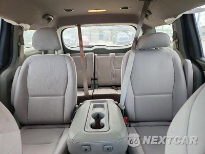 Zdjęcie 10 z 13 samochodu: 2019 KIA SEDONA LX VIN:KNDMB5C13K6559927 - miniatura