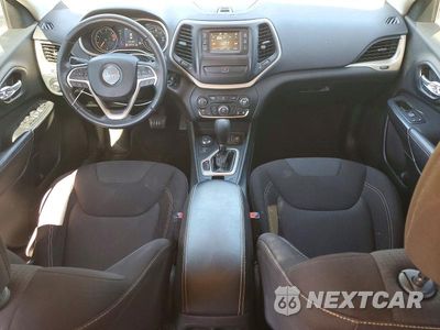 Zdjęcie 8 z 13 samochodu: 2016 JEEP CHEROKEE LATITUDE VIN:1C4PJMCB0GW306641 - miniatura