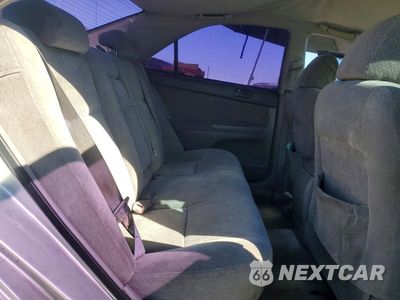 Zdjęcie 10 z 12 samochodu: 2004 TOYOTA CAMRY LE VIN:4T1BE32K24U266768 - miniatura