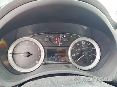 Zdjęcie 9 z 13 samochodu: 2013 NISSAN SENTRA S VIN:3N1AB7AP8DL672628 - miniatura
