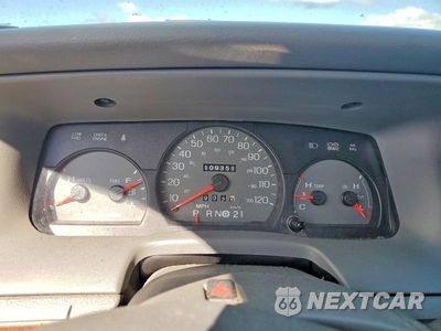 Zdjęcie 9 z 12 samochodu: 2005 MERCURY GRAND MARQUIS GS VIN:2MEFM74W75X629252 - miniatura