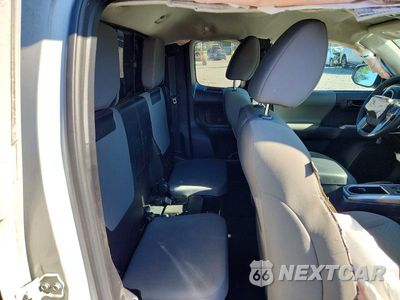 Zdjęcie 10 z 12 samochodu: 2023 TOYOTA TACOMA SR5 VIN:3TYRX5GN4PT085485 - miniatura
