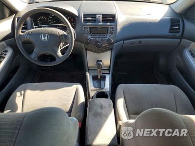 Zdjęcie 8 z 13 samochodu: 2007 HONDA ACCORD EX VIN:1HGCM56767A177984 - miniatura