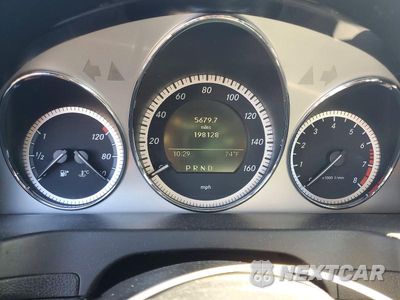 Zdjęcie 9 z 12 samochodu: 2011 MERCEDES-BENZ C 300 VIN:WDDGF5EB6BA515494 - miniatura