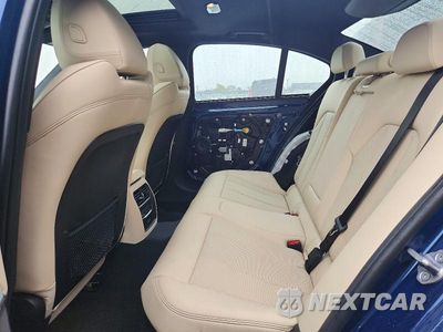 Zdjęcie 10 z 12 samochodu: 2023 BMW 330I VIN:3MW69FF02P8D20542 - miniatura