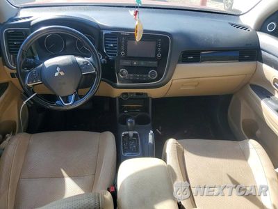 Zdjęcie 8 z 12 samochodu: 2016 MITSUBISHI OUTLANDER SE VIN:JA4AD3A37GZ037579 - miniatura