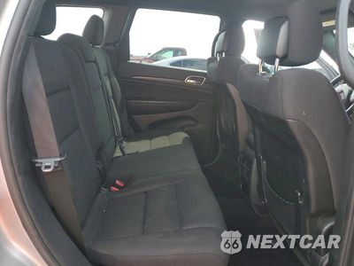 Zdjęcie 11 z 14 samochodu: 2018 JEEP GRAND CHEROKEE LAREDO VIN:1C4RJEAG9JC182309 - miniatura