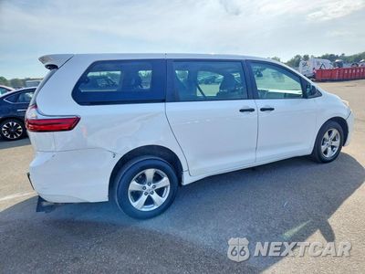 Trzecie zdjęcie samochodu z tyłu: 2017 TOYOTA SIENNA L 7-PASSENGER VIN:5TDZZ3DC9HS819682 - miniatura