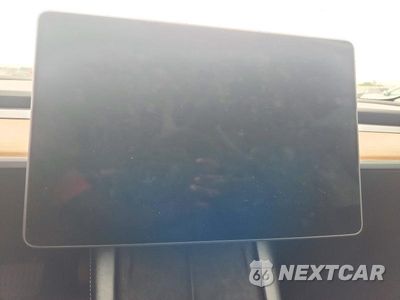 Zdjęcie 9 z 12 samochodu: 2023 TESLA MODEL 3 VIN:5YJ3E1EA2PF711572 - miniatura
