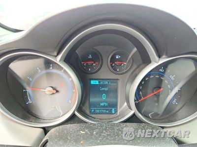 Zdjęcie 9 z 12 samochodu: 2014 CHEVROLET CRUZE LS VIN:1G1PA5SH3E7254885 - miniatura