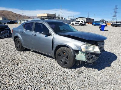 Czwarte zdjęcie samochodu z boku: 2010 DODGE AVENGER SXT VIN:1B3CC4FB1AN221682 - miniatura