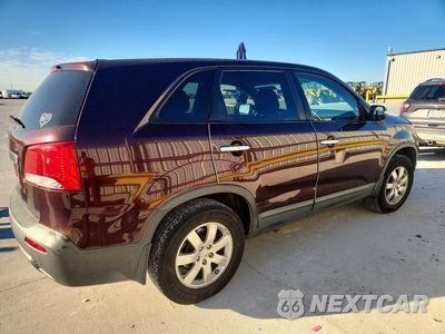 Trzecie zdjęcie samochodu z tyłu: 2012 KIA SORENTO LX VIN:5XYKT3A13CG279709 - miniatura
