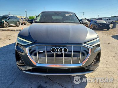 Piąte zdjęcie samochodu w środku: 2021 AUDI E-TRON SPORTBACK PREMIUM PLUS VIN:WA12AAGE9MB002525 - miniatura